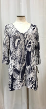 Load image into Gallery viewer, Tunic Top